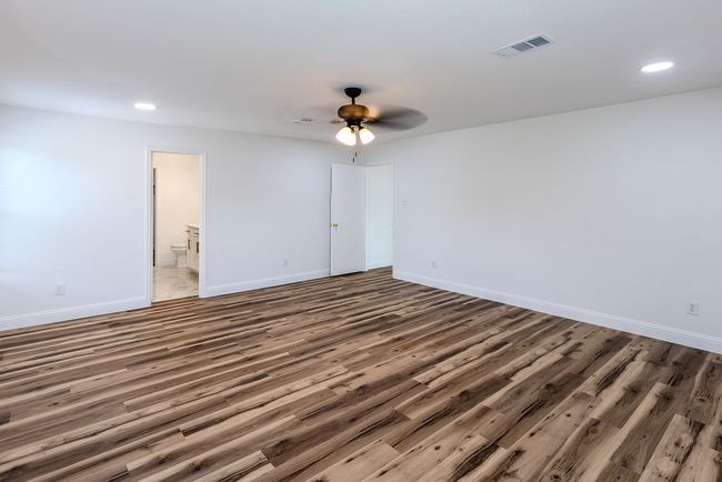 2416 Big Spring Dr, House other with 5 bedrooms, 4 bathrooms and null parking in Fort Worth TX | Image 16