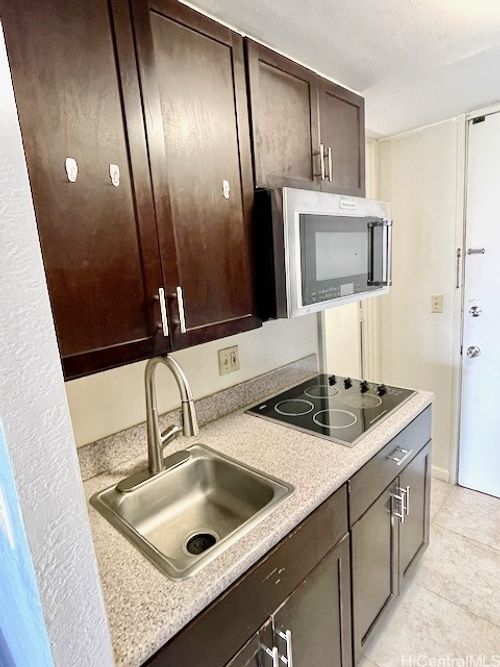 apt-1008-445 Seaside Ave, Honolulu, HI, 96815-5519 | Card Image