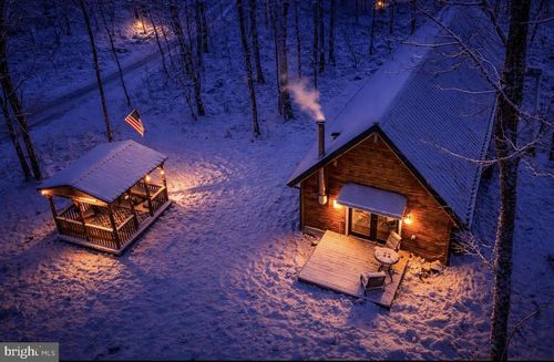 333 Rouse Mountain Rd, GREAT CACAPON, WV, 25422 | Card Image