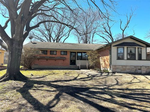 9059 Leaside Drive, Dallas, TX, 75238 | Card Image