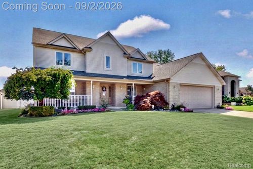 1542 N John Daly Rd, Dearborn Heights, MI, 48127-4904 | Card Image