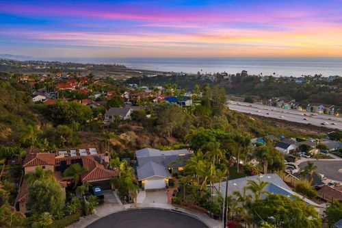 1005 Hurstdale Ave, Cardiff by the Sea, CA, 92007-1421 | Card Image