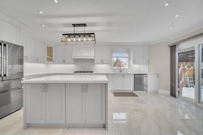 58 Leeward Dr, House other with 6 bedrooms, 5 bathrooms and 5 parking in Brampton ON | Image 24