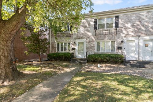 913 Raynor Ave, Joliet, IL, 60435-4652 | Card Image