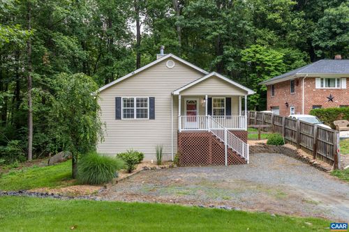 64 Ferndale Dr, LOUISA, VA, 23093-5725 | Card Image