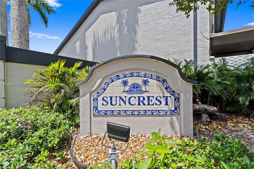 6n-8748 Sw 154th Circle Pl, Miami, FL, 33193-1268 | Card Image