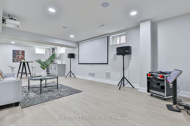 23 Sheila Cres, House other with 6 bedrooms, 5 bathrooms and 6 parking in Richmond Hill ON | Image 33