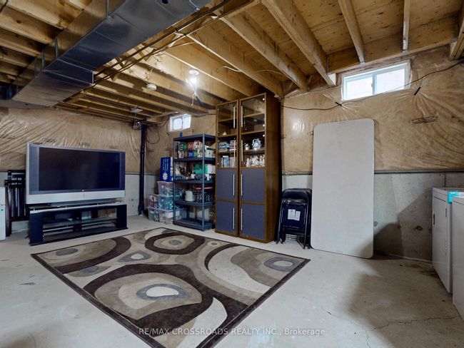 1311 Weller Cross, House other with 3 bedrooms, 2 bathrooms and 1 parking in Milton ON | Image 39
