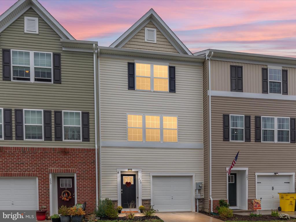 Drexel Ct, Martinsburg, WV 25404