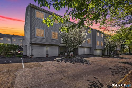51-51 Staffordshire Common Drive, Wallingford, CT, 06492 | Card Image