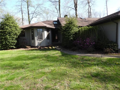 131 Woodshire Rd, Greenville, PA, 16125-1241 | Card Image
