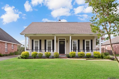 18536 Lakefield Ave, Baton Rouge, LA, 70817-7594 | Card Image