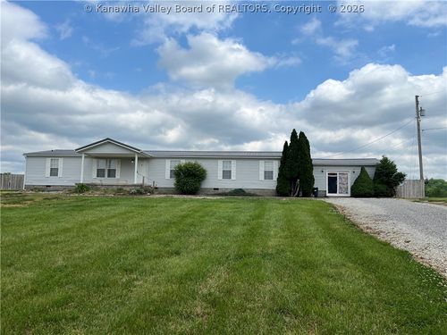 1146 Sunset Ln, Point Pleasant, WV, 25550-9686 | Card Image