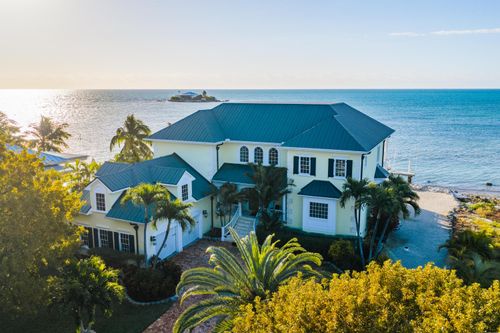 90 Tingler Ln, Marathon, FL, 33050-2502 | Card Image