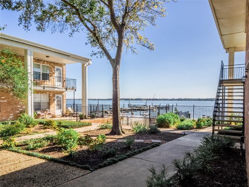 apt-86-3535 Nasa Pkwy, Seabrook, TX, 77586-6427 | Card Image