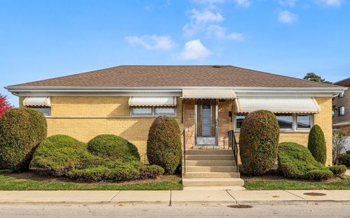 7657 W Gunnison St, Norridge, IL, 60706-3301 | Card Image