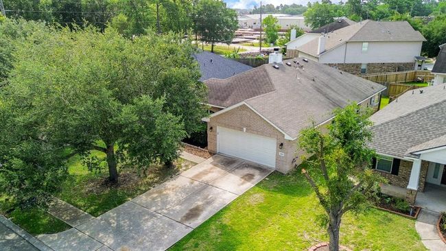 1907 Meadow Edge Ln, House other with 3 bedrooms, 2 bathrooms and 2 parking in Spring TX | Image 28