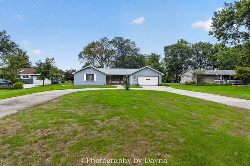 1930 Bittersweet Dr, Saint Anne, IL, 60964-4335 | Card Image