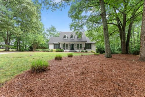 5094 Meadowbrook Cir, Suwanee, GA, 30024-1961 | Card Image