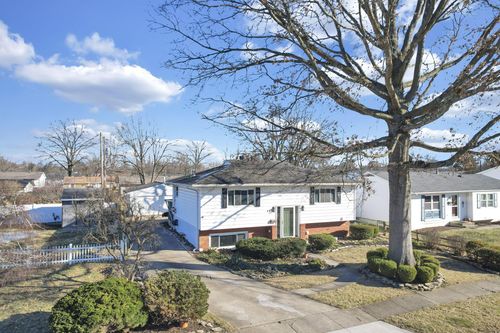 482 Baywood Pl, Gahanna, OH, 43230-2004 | Card Image