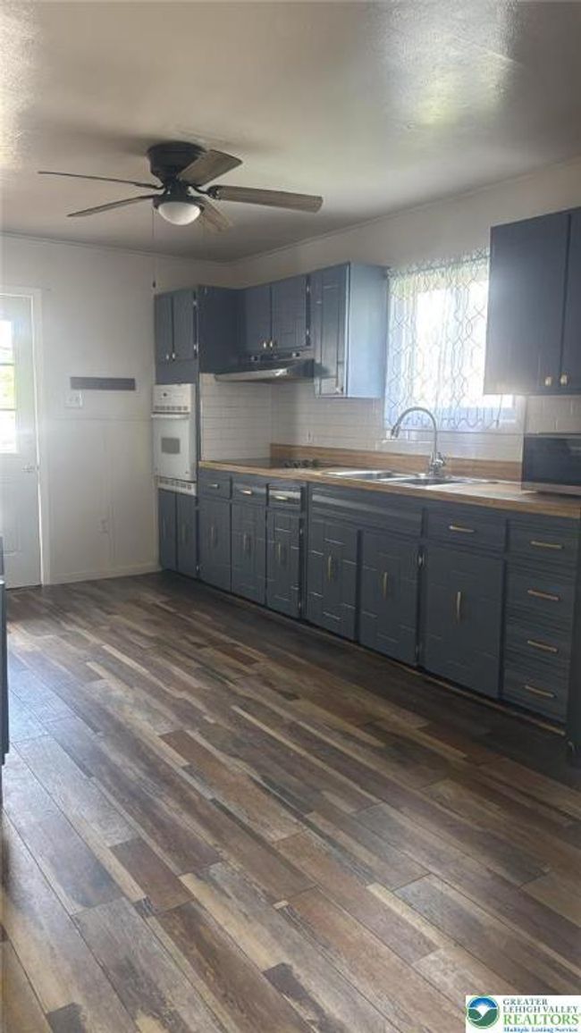 838 E Patterson St, House other with 2 bedrooms, 1 bathrooms and null parking in Lansford PA | Image 16