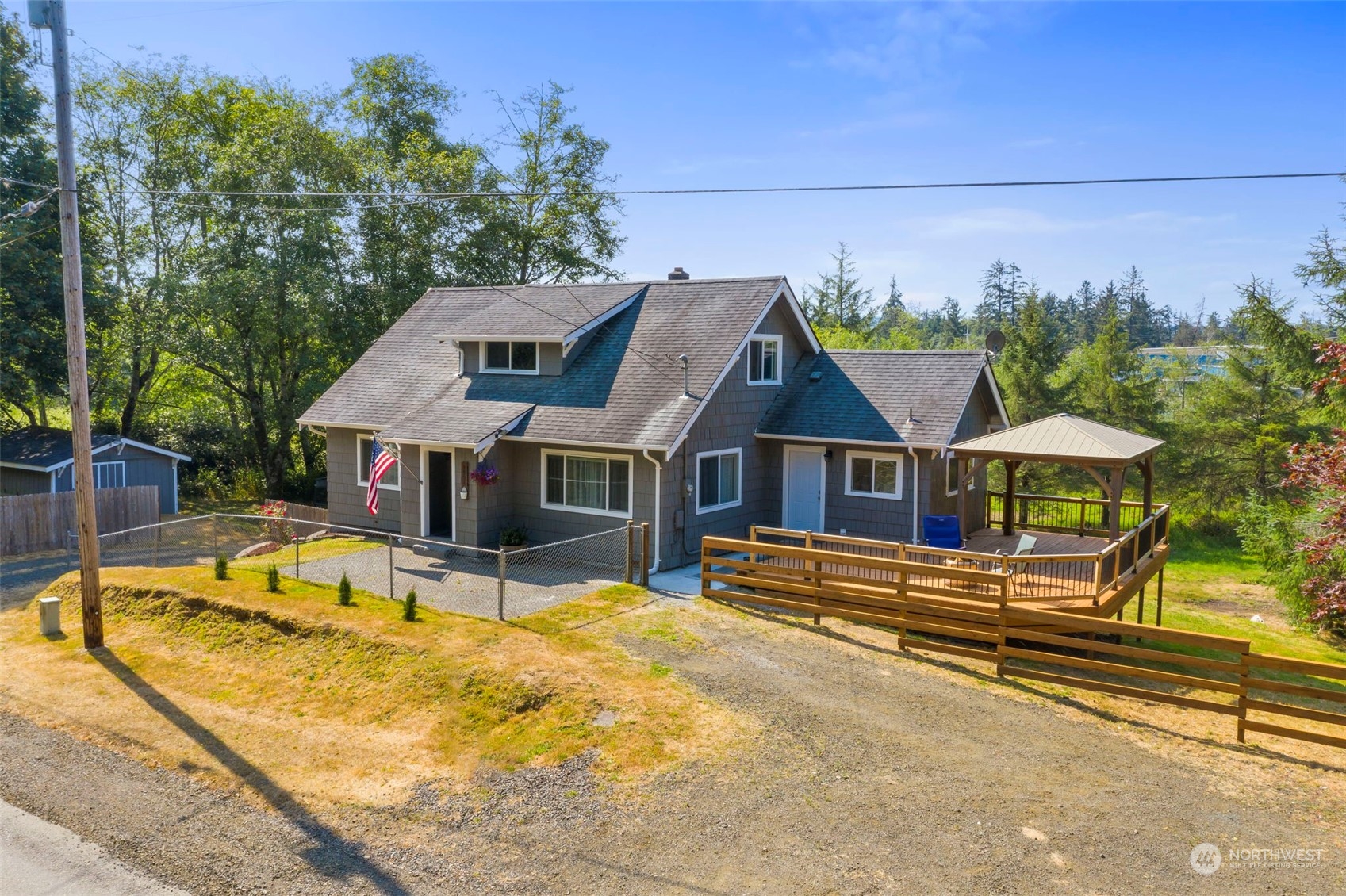 Aberdeen Lake Rd, Aberdeen, WA 98520