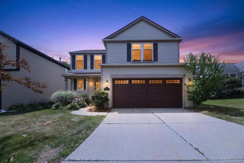 5082 Whispering Glen Trl, Holly, MI, 48442-9356 | Card Image