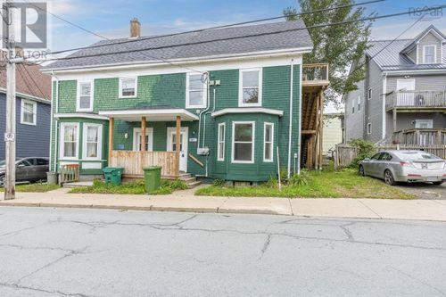 130 Gray St, Windsor, NS, B0N2T0 | Card Image