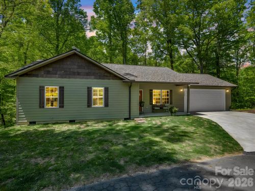 135 Half Moon Ln, Brevard, NC, 28712-9180 | Card Image