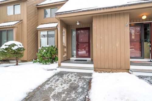 19 Templeton Ct, Merrimack, NH, 03054-3460 | Card Image