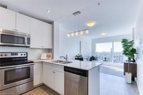 1205-1 Victoria St S, Kitchener, ON, N2G0B5 | Card Image