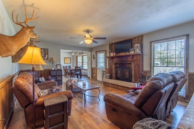 255 Easley Loop, House other with 4 bedrooms, 3 bathrooms and null parking in Savannah TN | Image 6