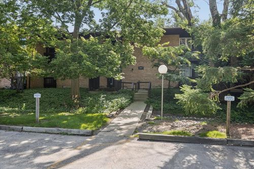 2c-1607 Maple Ter, Lisle, IL, 60532-2534 | Card Image