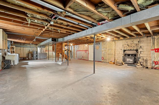 7558 Highway 38, House other with 3 bedrooms, 1 bathrooms and 10 parking in Verona ON | Image 34