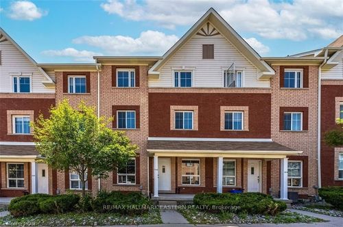 403-246 Spillsbury Dr, Peterborough, ON, K9K0A1 | Card Image