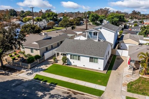 6025 Bellflower Blvd, Lakewood, CA, 90713-1061 | Card Image