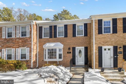 8371 Luce Ct, SPRINGFIELD, VA, 22153-3321 | Card Image