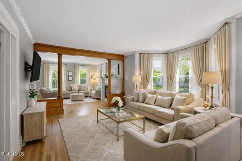 5 George St, Saratoga Springs, NY, 12866-4303 | Card Image