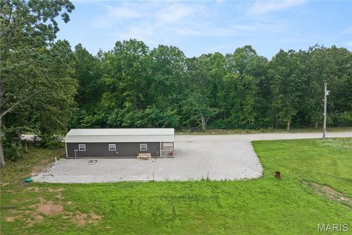 13227 Montana Rd, GRAVOIS MILLS, MO, 65037 | Card Image