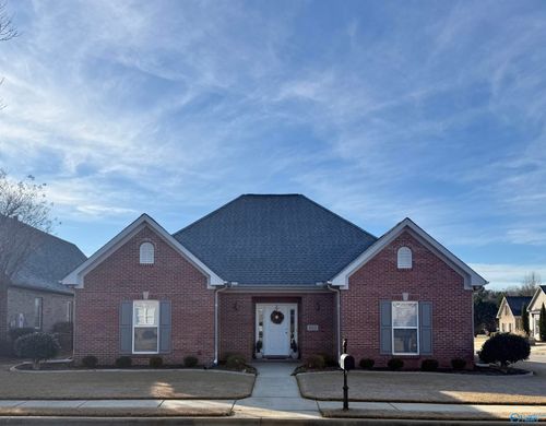 809 Milton Pl Sw, Decatur, AL, 35603-3218 | Card Image