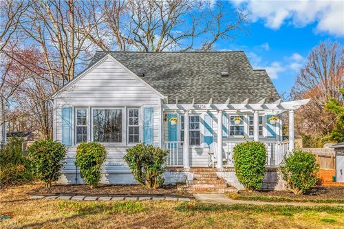 1256 Irving St, Winston-Salem, NC, 27103-5016 | Card Image