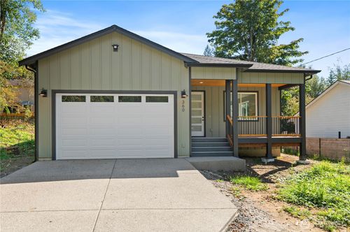 360 Deerhaven Ln, Sedro Woolley, WA, 98284-9533 | Card Image