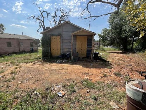 202 Mcneil St, Palestine, TX, 75801-4010 | Card Image