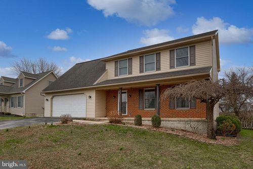 65 Sunrise Ln, REINHOLDS, PA, 17569-9592 | Card Image