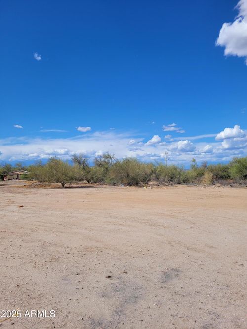 10-and-11-0 W Myers Ave, Wittmann, AZ, 85361 | Card Image