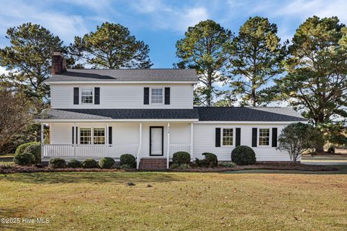 334 Vernon White Rd, Winterville, NC, 28590-8667 | Card Image