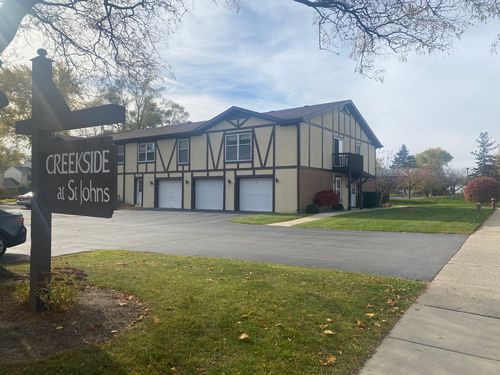 apt-c-404 Saint Johns Rd, Woodstock, IL, 60098-2795 | Card Image