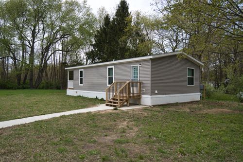 370 68th St, South Haven, MI, 49090-9187 | Card Image