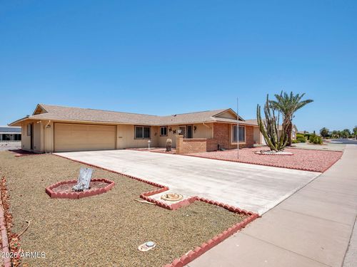 11070 W Pleasant Valley Rd, Sun City, AZ, 85351-1566 | Card Image
