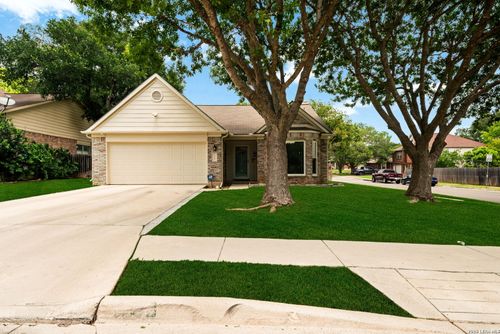 2532 Grove Park, Schertz, TX, 78154-2652 | Card Image
